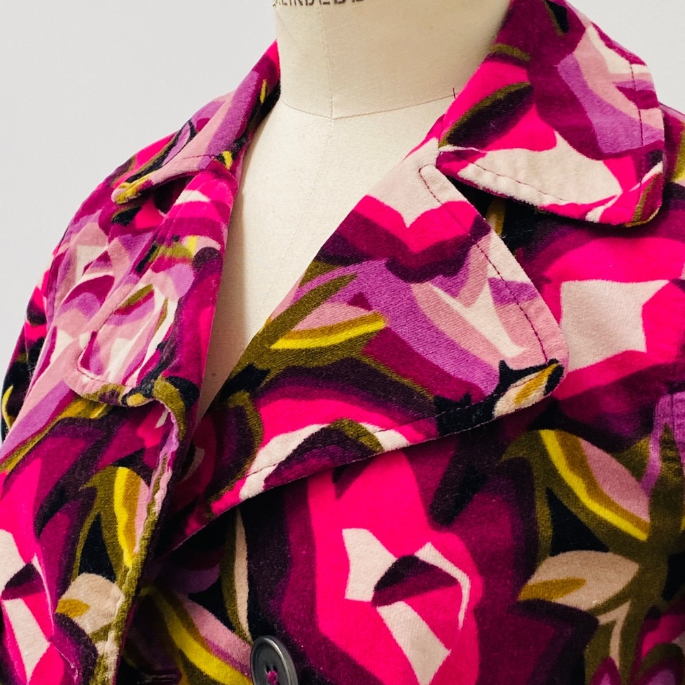 Jacket. - Picture 2 of 5